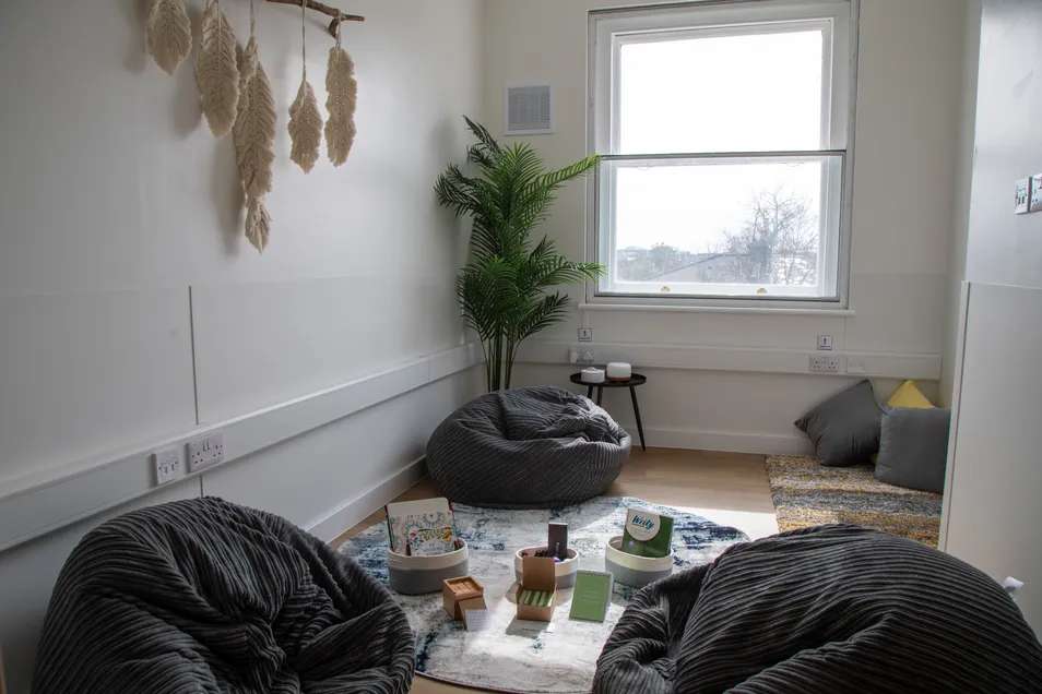 Nursery photograph 1774611116917 - profile view