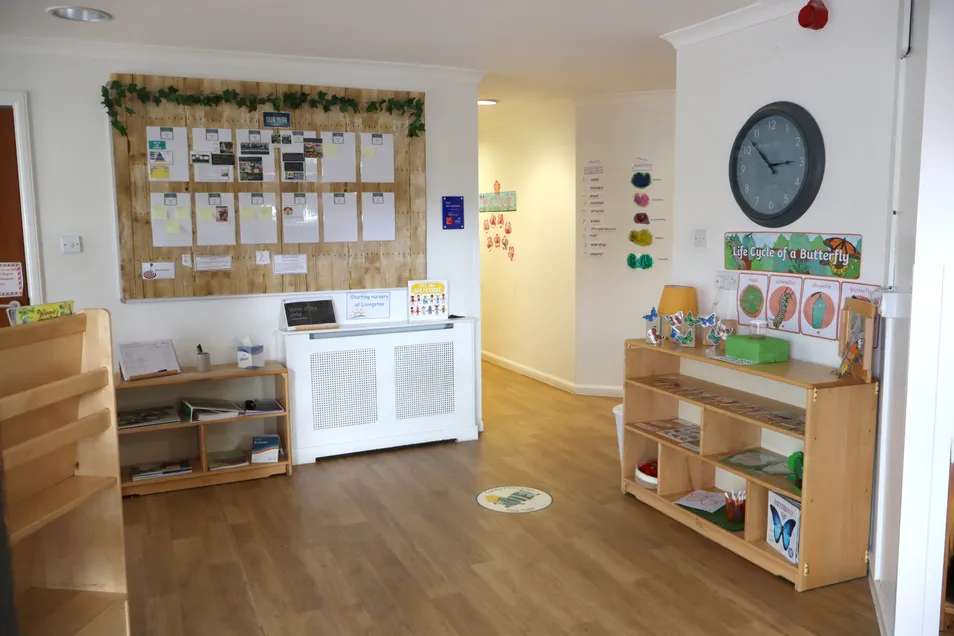 Nursery photograph 1774611250304 - profile view