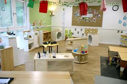 Nursery photograph 1774611250432 - profile view