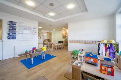 Nursery photograph 1774610797826 - profile view