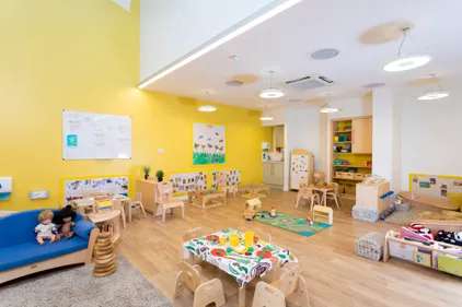 Nursery photograph 1774611126153 - profile view