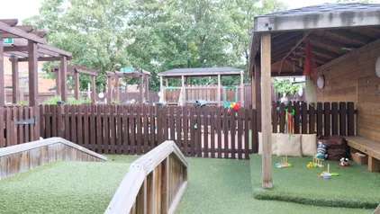 Nursery photograph 1774611130625 - profile view