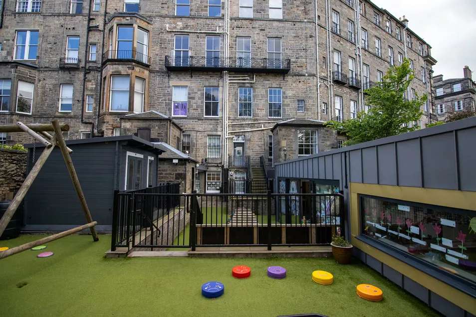 Profile image 1775750542404 of 3 Nursery photograph 1775750542404 - profile view