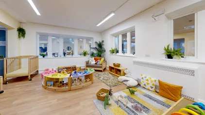 Profile image 1774610739152 of 18 Nursery photograph 1774610739152 - profile view