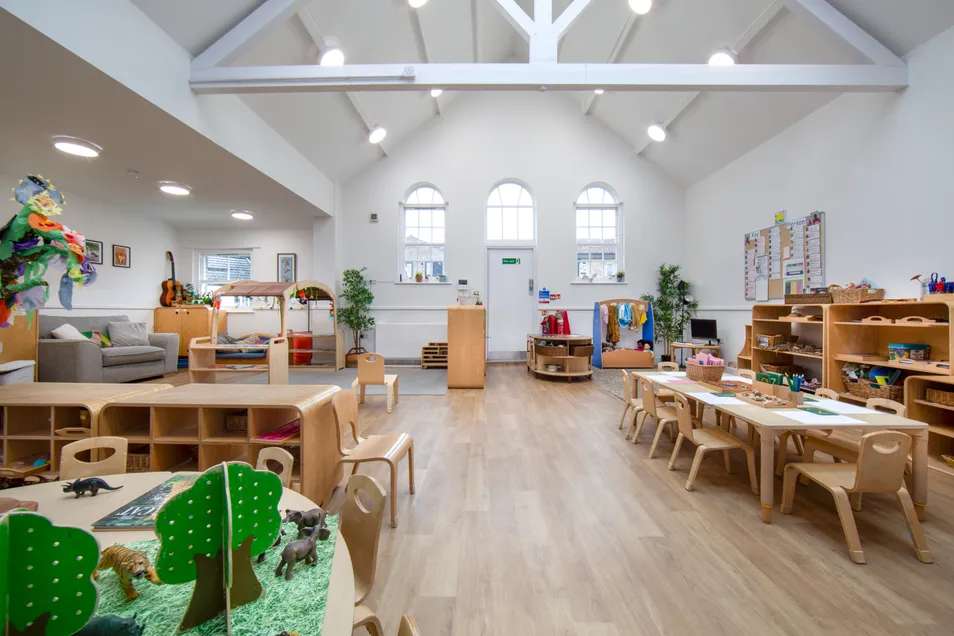 Profile image 1774611221468 of 10 Nursery photograph 1774611221468 - profile view