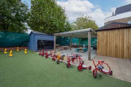 Profile image 1775039806119 of 3 Nursery photograph 1775039806119 - profile view